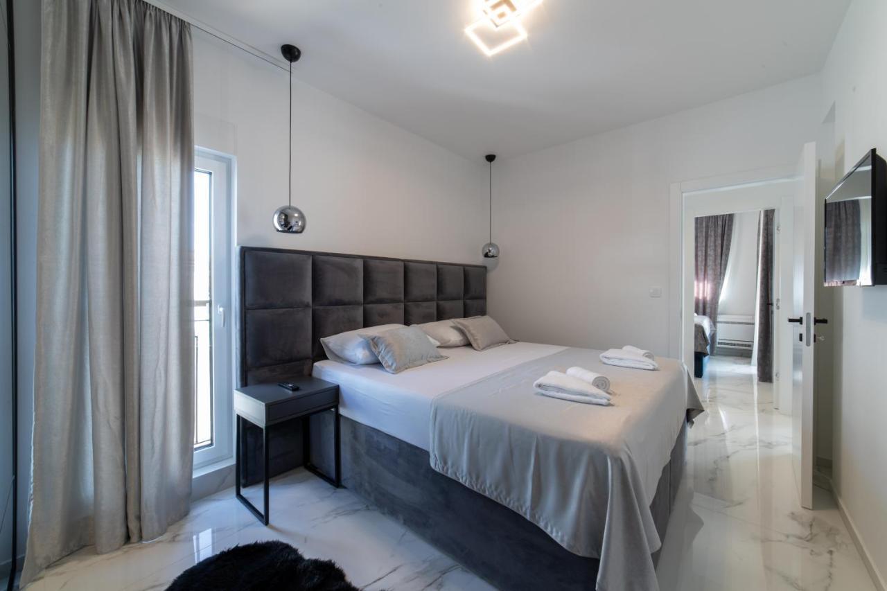 Luxury Apartment Vagabundo 2 Free Parking Trogir Extérieur photo